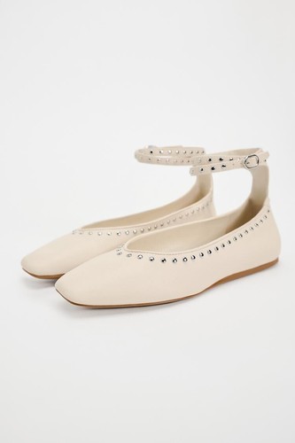 Zara cream ecru ballerinas - cream,