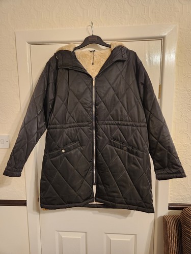 Woman black quilted coat - black,