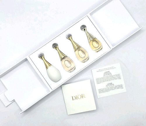 Dior adore 4 x - 🩵,