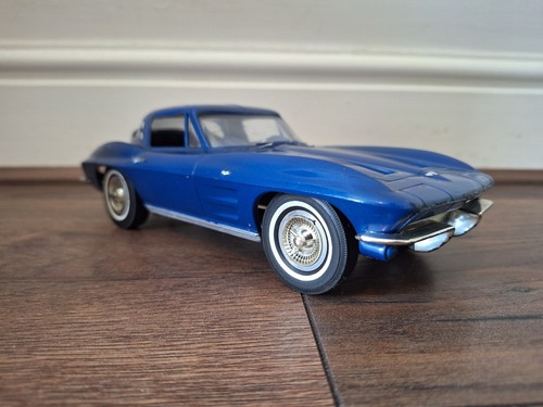 Cox 1967 corvette stingray - corvette,