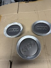 AUDI A2 GENUINE SILVER CENTRE