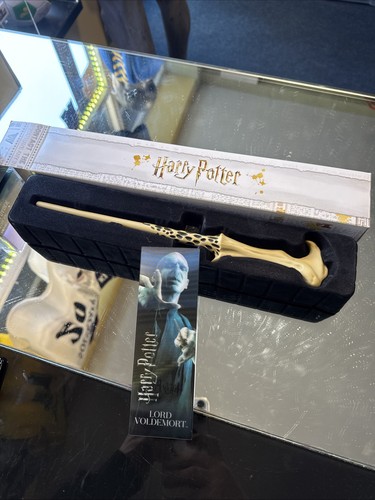 Harry potter lord voldemort - harry,