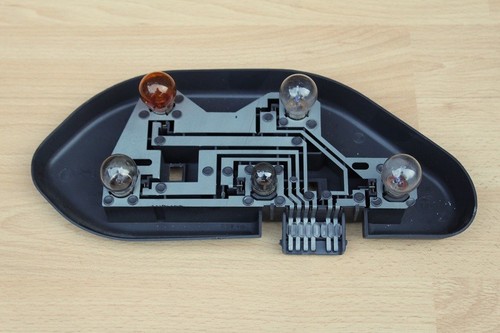 Rear left tail - tail, lamp