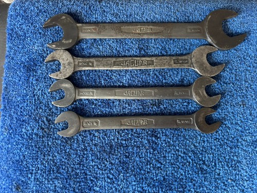 Jaguar tool box spanner set - box,