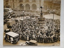 Piccadilly Circus Crowds Traffic Armistice Day Minutes Silence 1933 London Photo