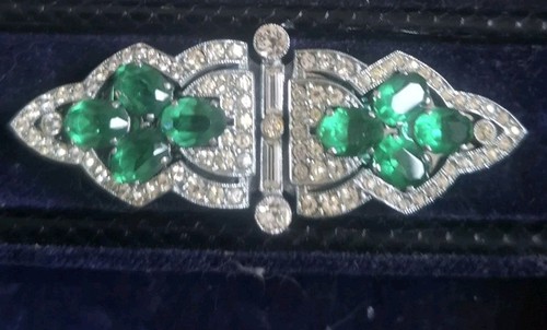 Art deco duette brooch emerald - art,