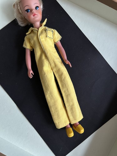 Vintage 1980s sindy - 💚,