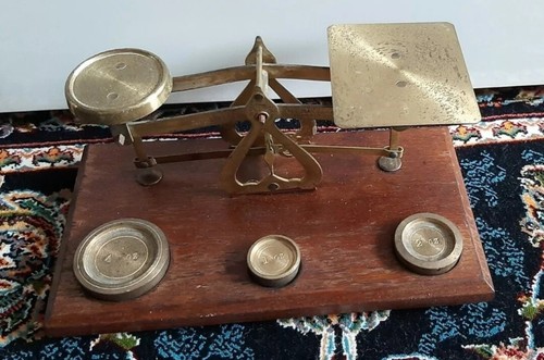 Vintage postal weighing scales