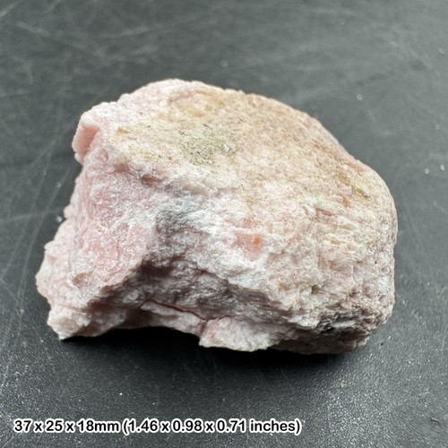 Petalite lithium ore mineral - petalite,
