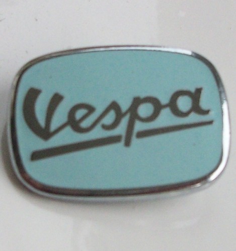Vespa enamel lapel pin badge - vespa,