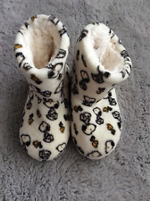 BNWT Girls Junior UK Size 11 M&S Cream Mix Snoopy Boot Slippers