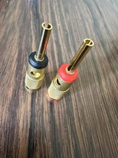 Cambridge Audio Gold 4mm Banana Plugs 1 Red 1 Black - Great Quality & Condition