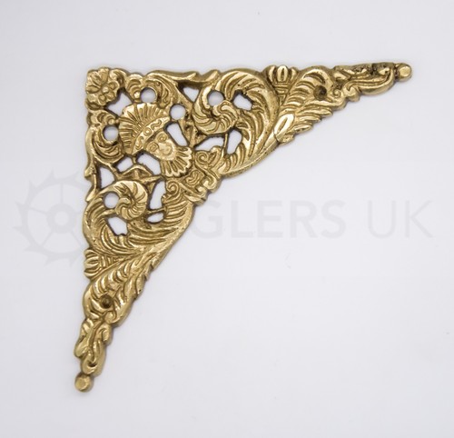 Large cast brass corner - large,
