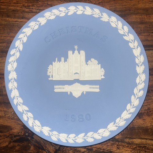 Wedgewood jasperware christmas - wedgewood,