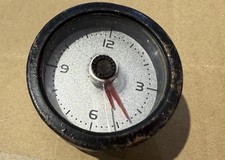 Land Rover Defender VDO time Clock Cracked Lense See Pic Silver