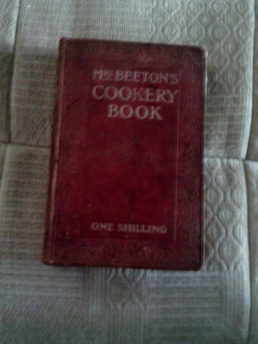 Mrs beeton cookery book new - beeton's,