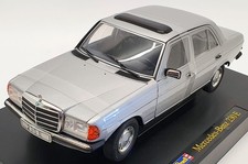 Revell 1/18 Scale Diecast Model car - 08889 Mercedes Benz 230 E Silver