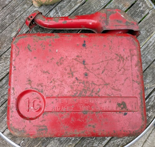 Vintage tudor gallon petrol - vintage, 1