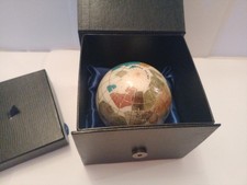 GEMSTONE WORLD GLOBE PAPER WEIGHT CREAM + BOX EXCELLENT CONDITION