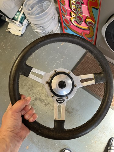 Mountney steering wheel - steering,