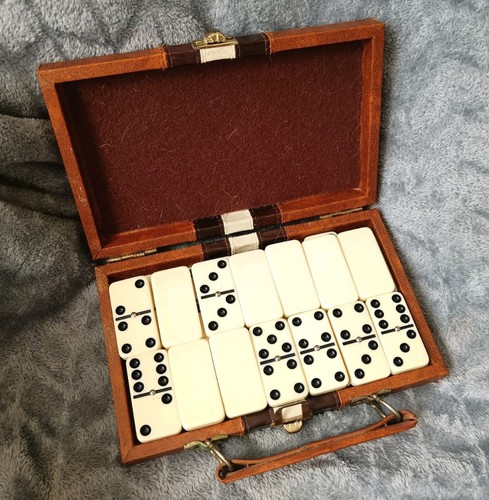Vintage domino ivory black - vintage,