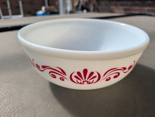 Jaj pyrex red scroll large - jaj,