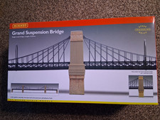 Hornby R8008 Grand Suspension Bridge