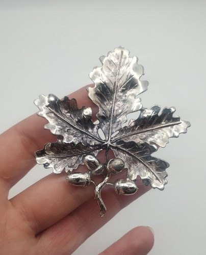 Vintage exquisite leaf brooch - exquisite,