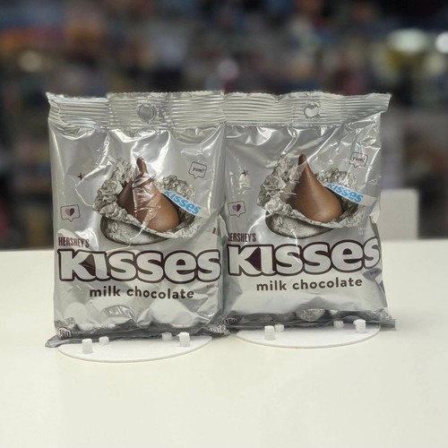 Hersheys milk chocolate kisses - milk,