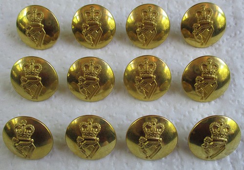 12x british army irish guards - army:,