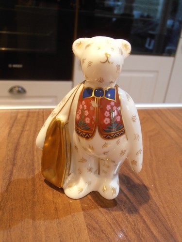 Royal crown derby - royal, miniature