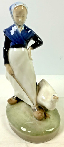 Royal copenhagen goose girl - royal,