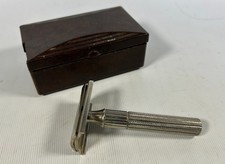 Vintage Gillette Safety Razor With Bakelite Plastic Case