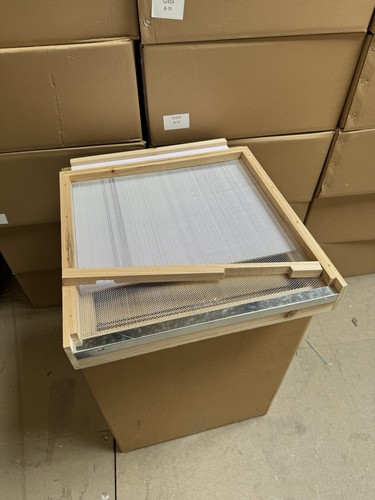 Mesh floors for - mesh, national