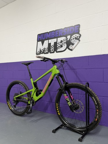 Large 2022 santa cruz - nomad, cs