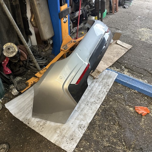 Bmw series rear bumper - 4,