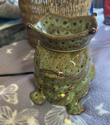 Partylite frog king ceramic - frog,