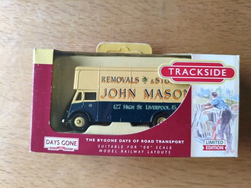 Trackside guy - 1/76,
