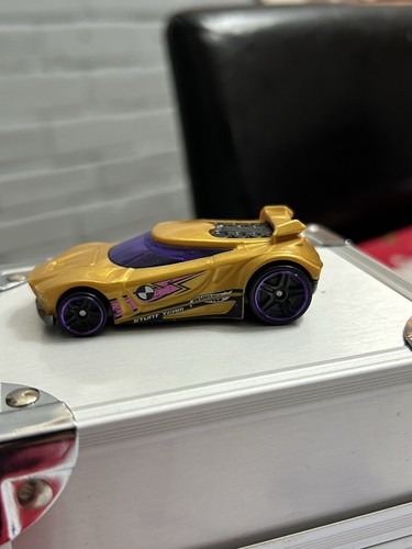 Hot wheels chicane - chicane, 2018