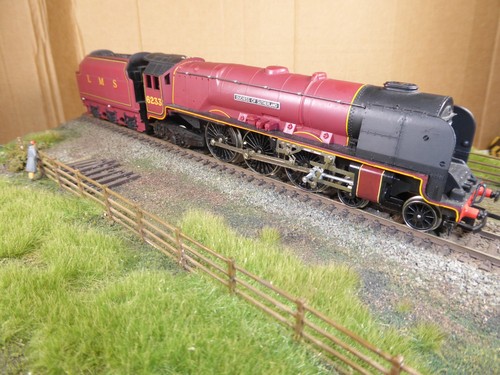 Hornby gauge lms coronation - hornby,