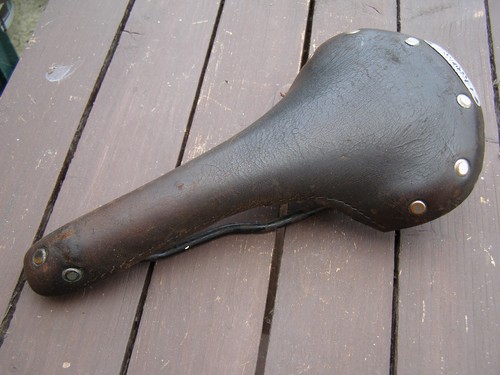 Vintage 1930s 1940s brooks - vintage,