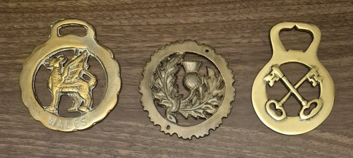 Set vintage brass - brass, emblems