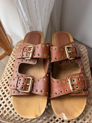 Brown leather platform wooden