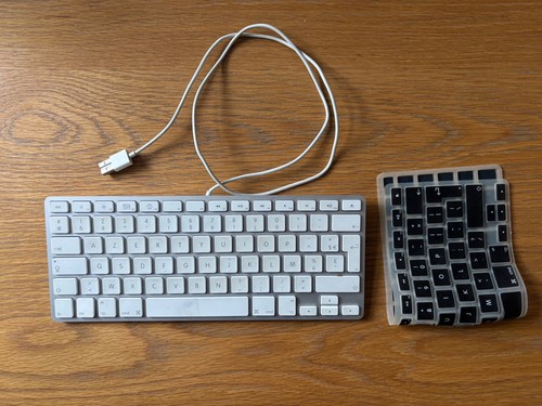 Apple usb wired keyboard - usb,