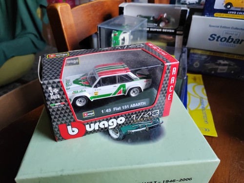 Boxed model bburago fiat - model,