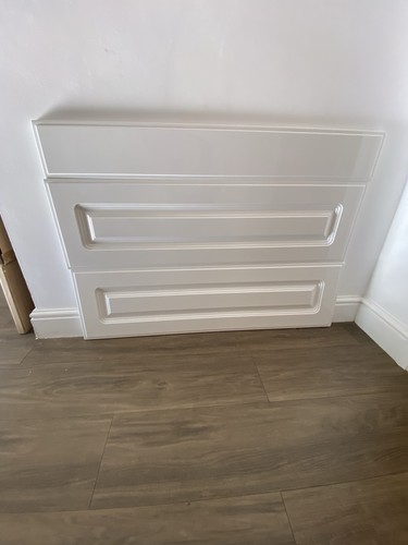 Gloss white kitchen - 3, drawer