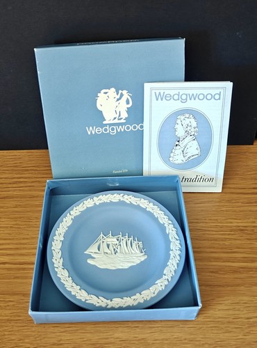Wedgwood jasperware sml plate - wedgwood,