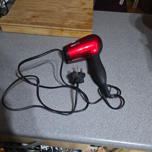 Red hot 1200w - hot, travel