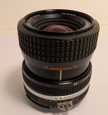 Nikon 35-70mm f/3.3-4.5 Zoom-Nikkor AIS lens