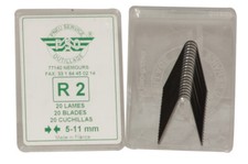 Tyre regrooving inserts tyre